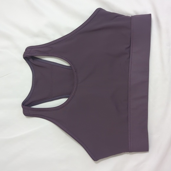 Fabletics On-The-Go Medium Impact Sports Bra, Color Shadow Shine Size L - Picture 4 of 14